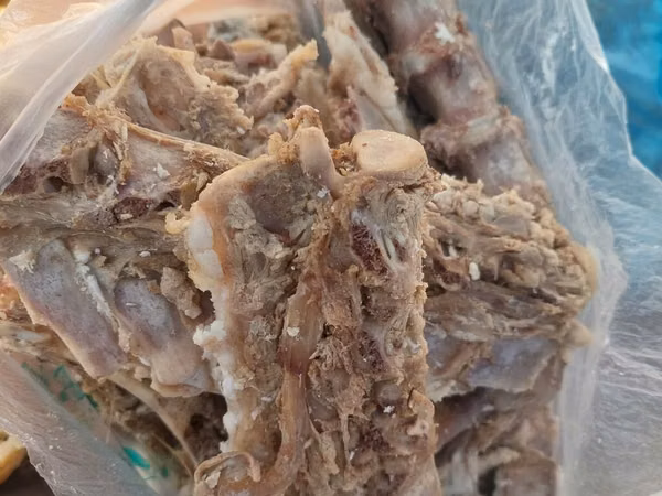 Продаю варёные кости для собак. сварных без соли и без специй