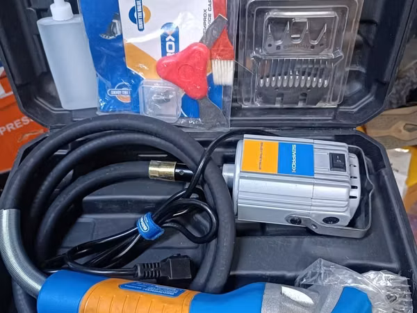 Электрическая машинка для стрижки овец SEMPROX SSC6002 (Sheep Clipper)