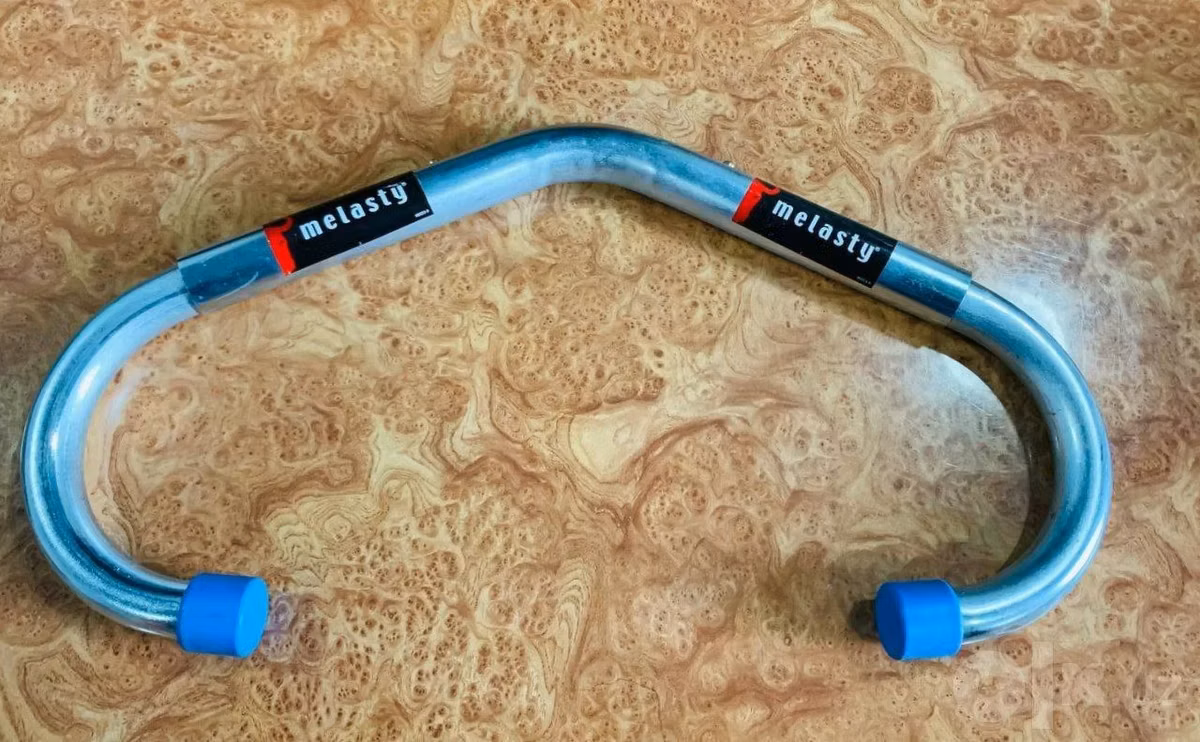 Antibrik melasty