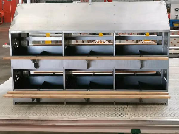 24 Capacity Nesting Box