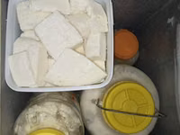 1 ltr --1 m 50 qəpik ( Süd ) 3 kq balon --4 m 50 qəpik (qatiq) 600 qr — الصورة 4