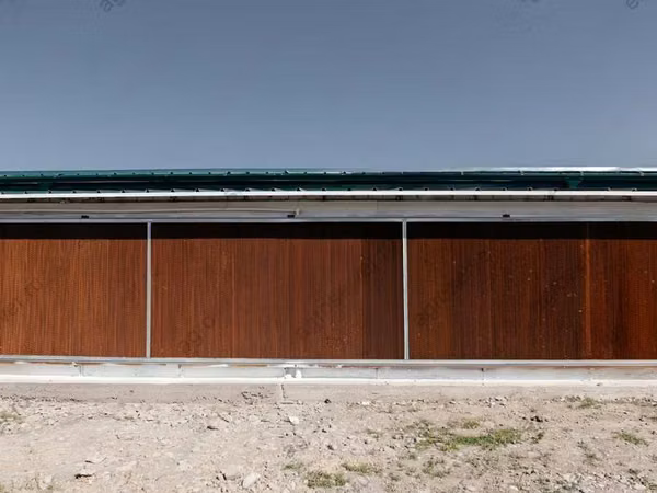 Панель испарительного охлаждения в корпусе Pad Cooling