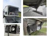 2006 Cimarron Trailers Prestige Gooseneck Horse Trailer — फ़ोटो 4
