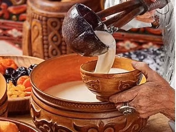 Традиционный кумыс; домашнего приготовления оочень вкусный